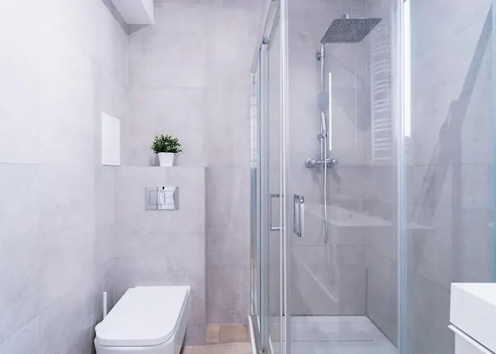 شقة Center - 3 - New Building - Private Parking Place - Garage *