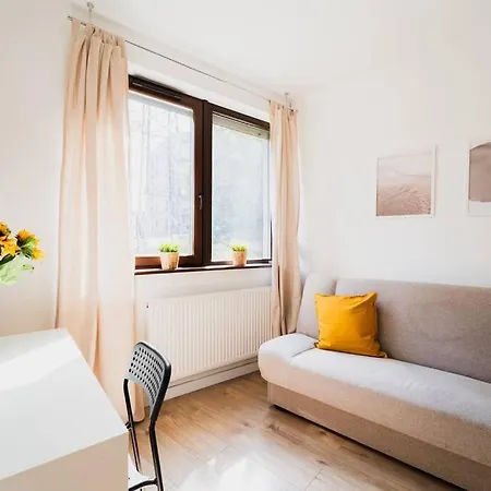 Center - 3 - New Building - Private Parking Place - Garage Appartamento Breslavia